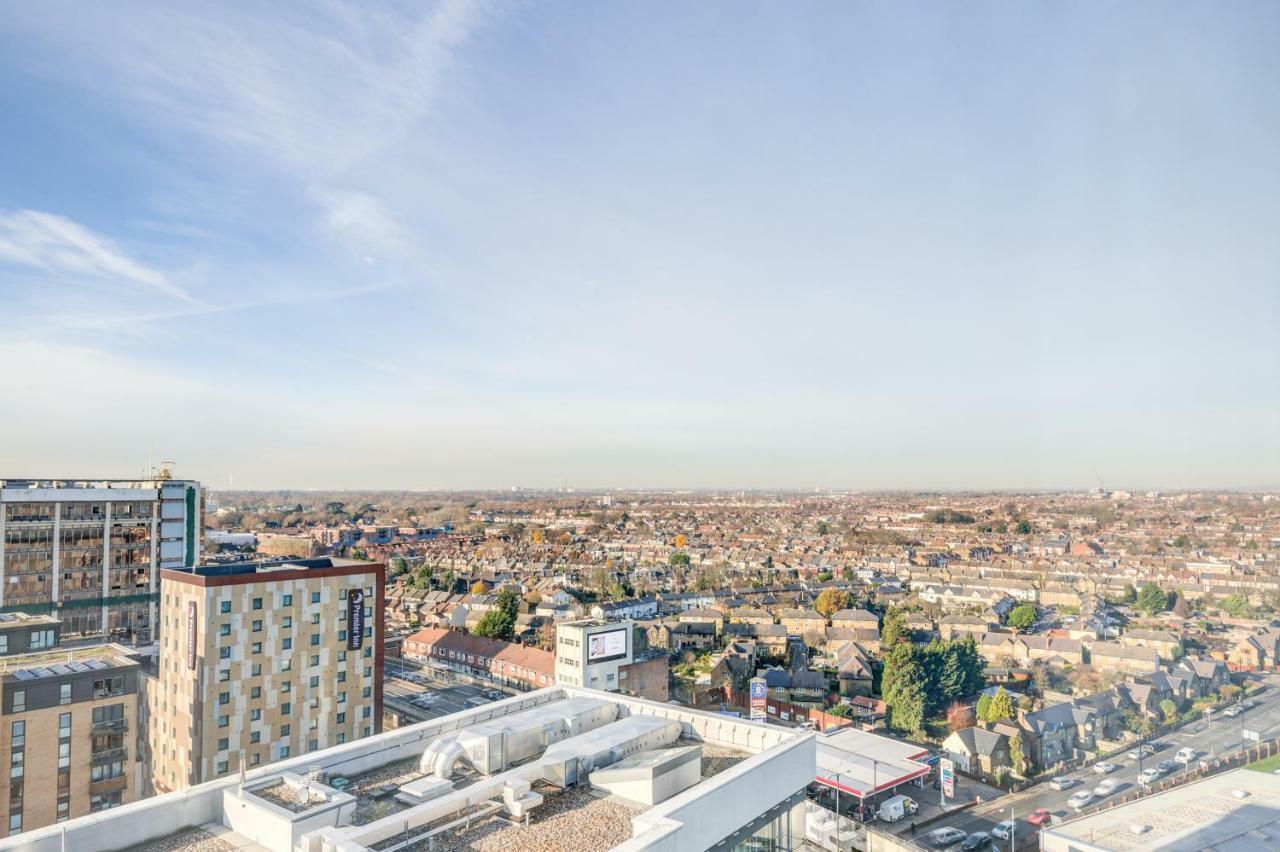 Kew Eye Apartments Brentford London Eksteriør bilde